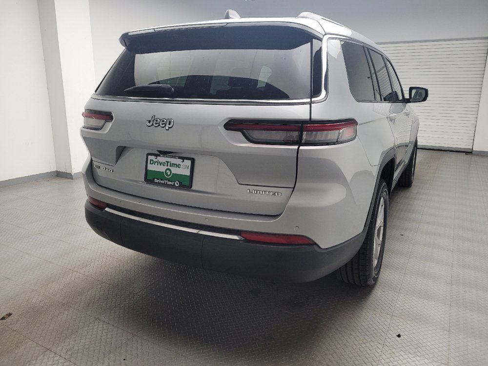 Used 2023 Jeep Grand Cherokee L Limited AWD/4WD image 7