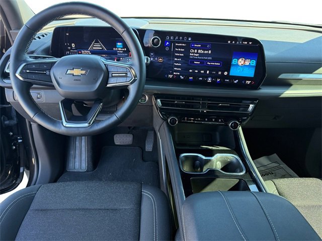 Used 2025 Chevrolet Traverse LT image 10