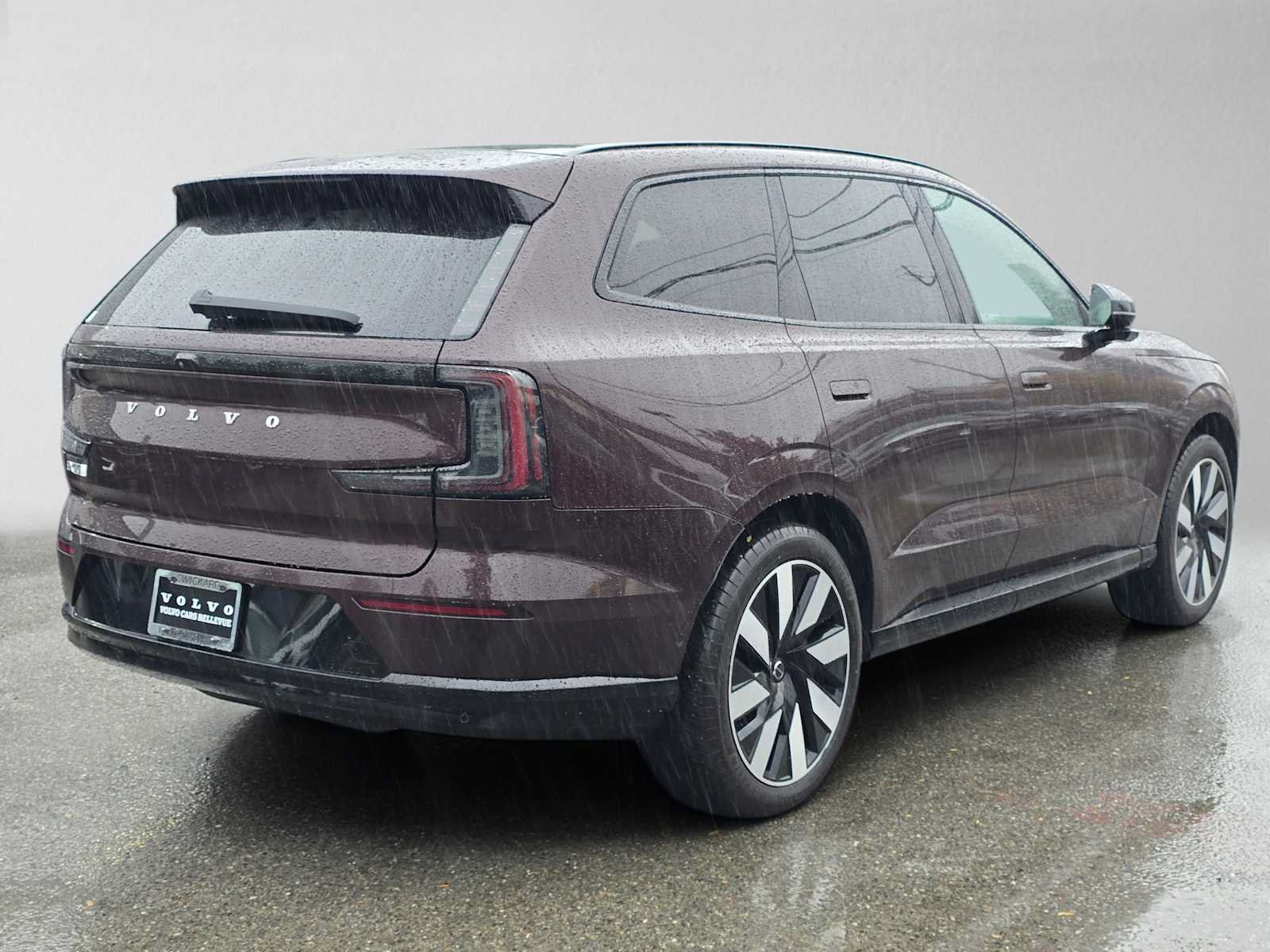 Certified 2025 Volvo EX90 Plus AWD/4WD image 4