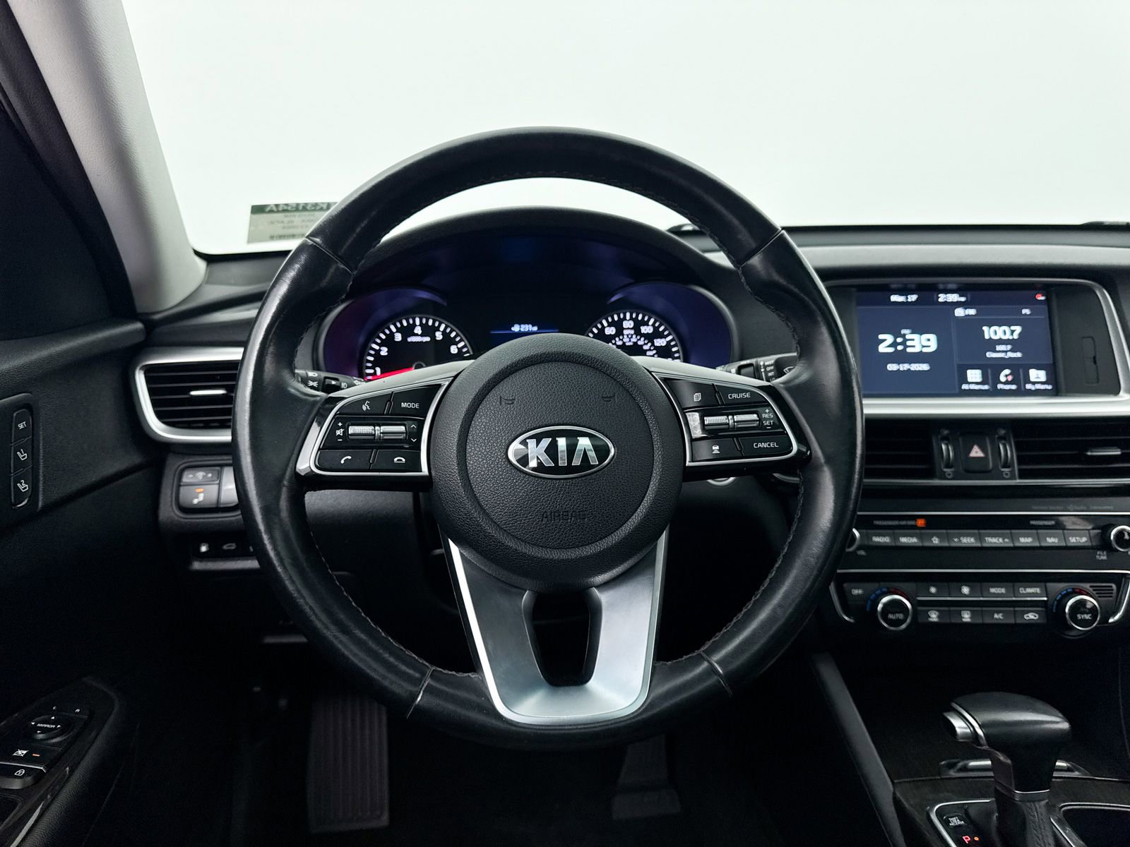 Used 2020 Kia Optima Premium image 4