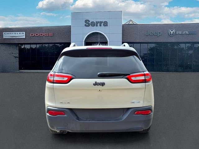 Used 2015 Jeep Cherokee Latitude image 5