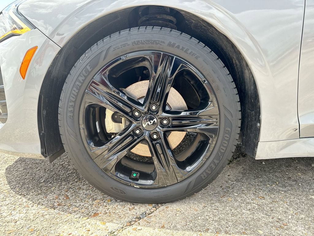 Used 2022 Kia K5 GT-Line w/ GT-Line FWD Premium Package image 12