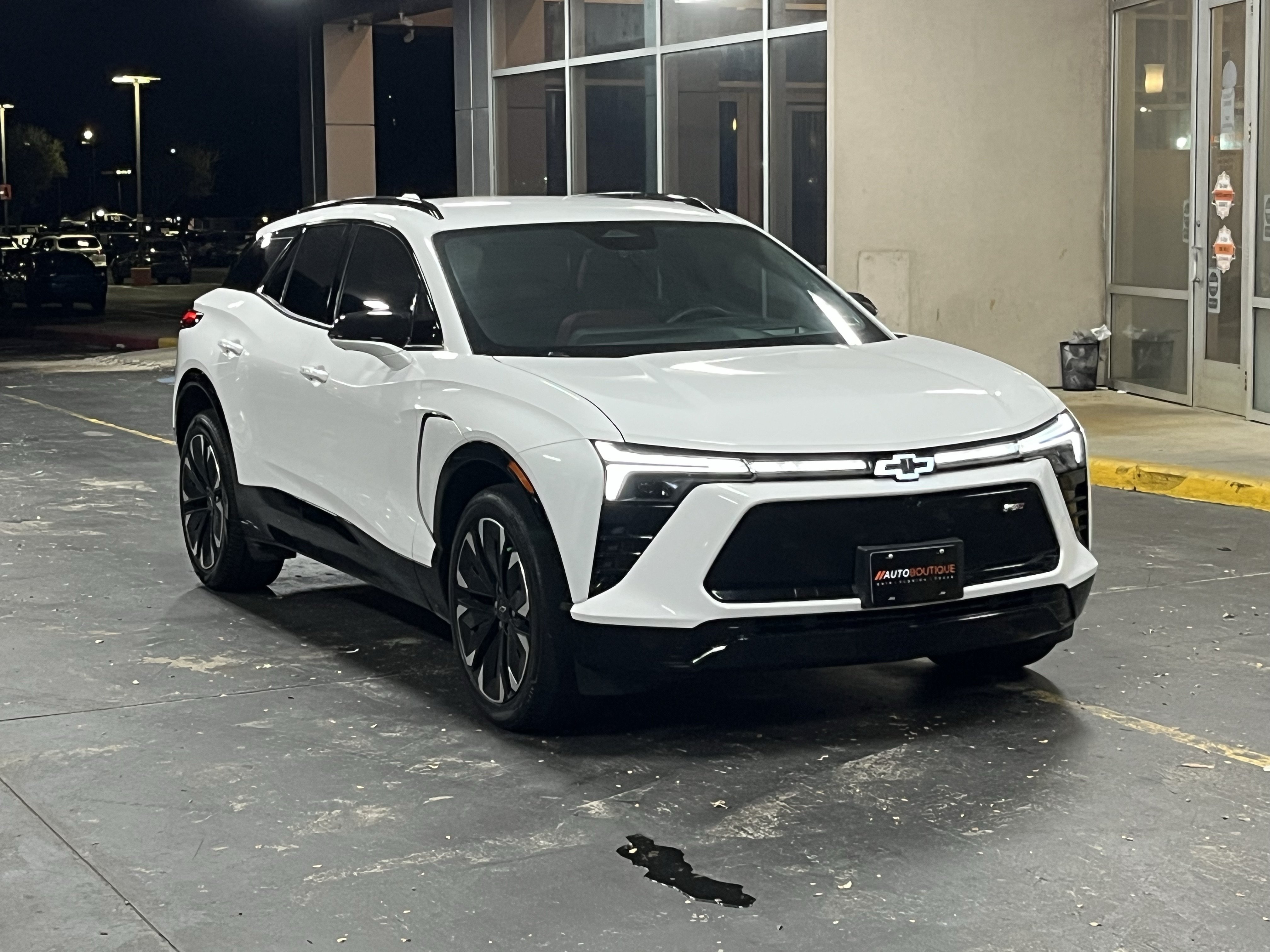 Used 2024 Chevrolet Blazer EV RS AWD/4WD image 3