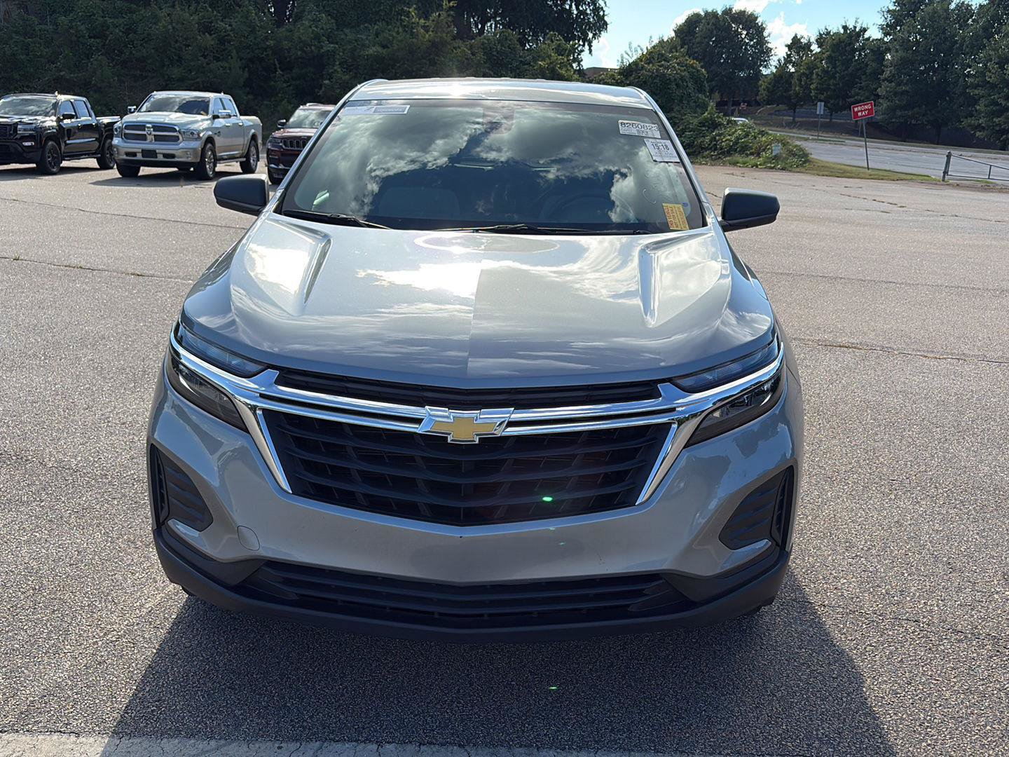 Used 2024 Chevrolet Equinox LS w/ LS Convenience Package FWD video 2
