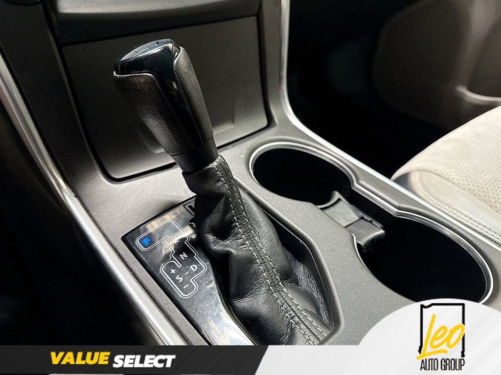Used 2016 Toyota Camry XSE FWD image 16