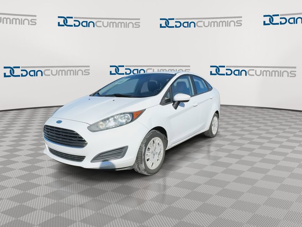 Used 2015 Ford Fiesta S image 4