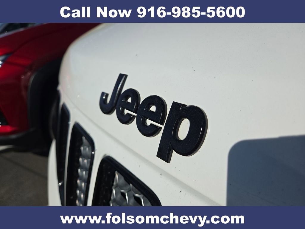 Used 2015 Jeep Grand Cherokee Altitude image 34