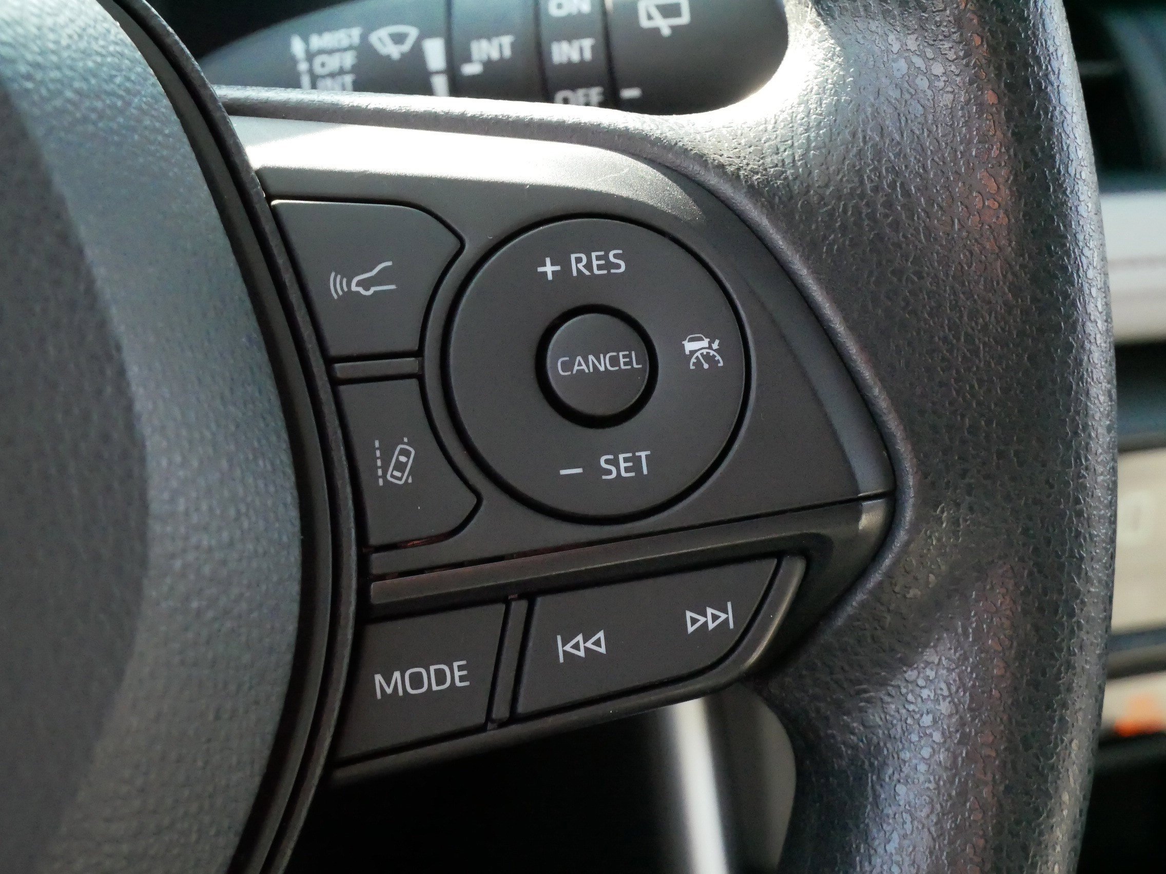Certified 2024 Toyota RAV4 XLE image 25