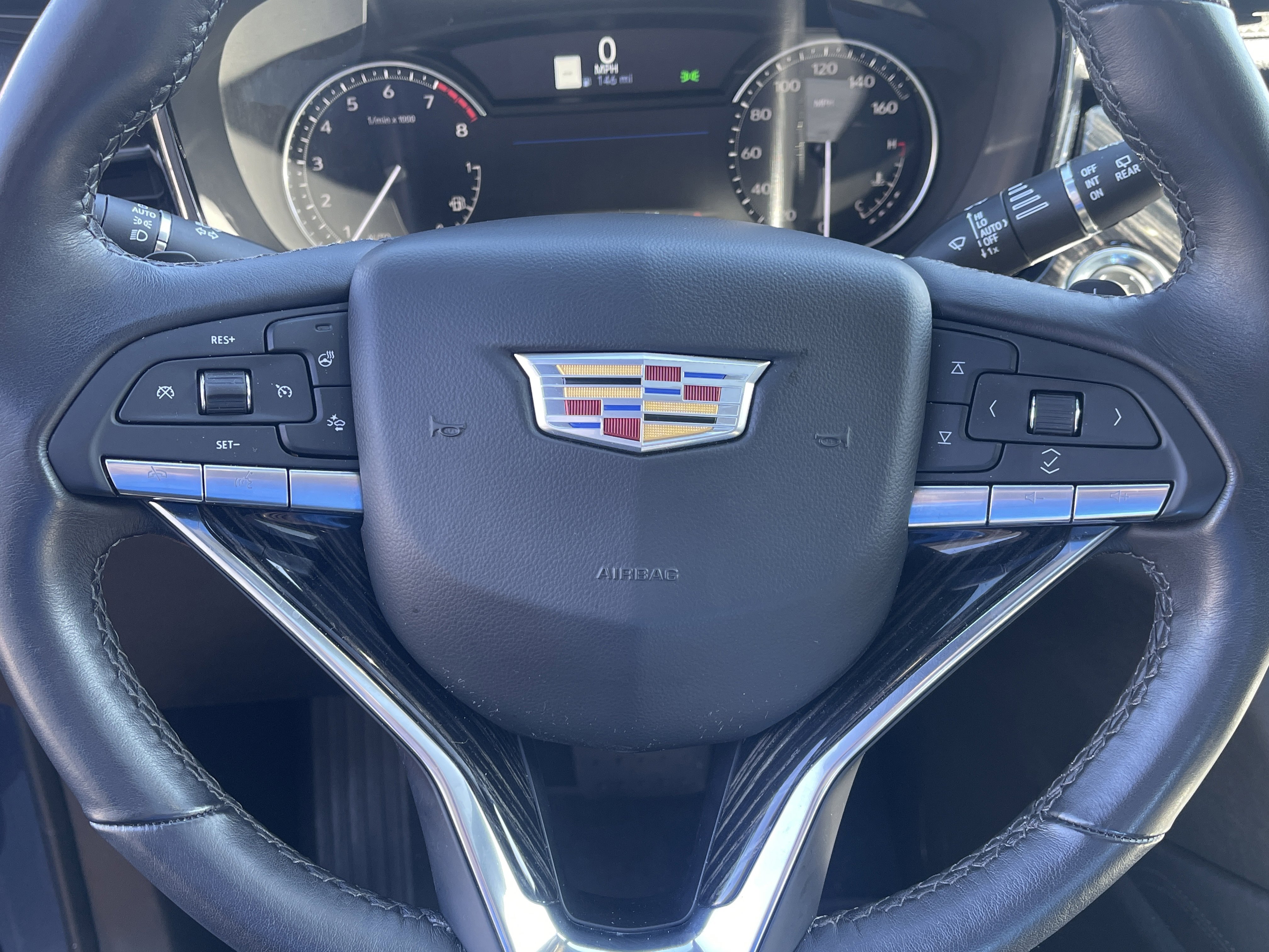Certified 2025 Cadillac XT6 Premium Luxury image 25
