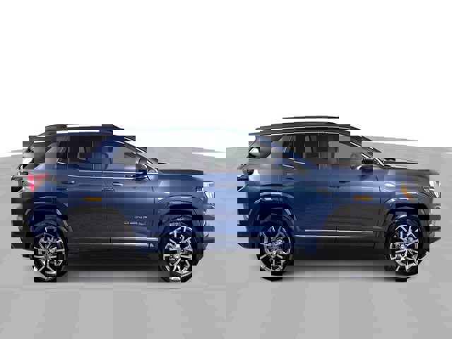 New 2026 GMC Terrain Denali w/ LPO, Floor Liner Package image 15