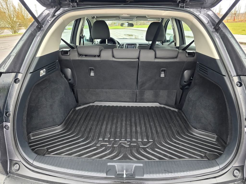 Used 2022 Honda HR-V LX image 15