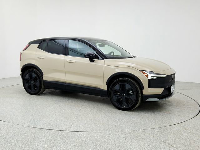 New 2026 Volvo EX30 Cross Country Ultra image 3