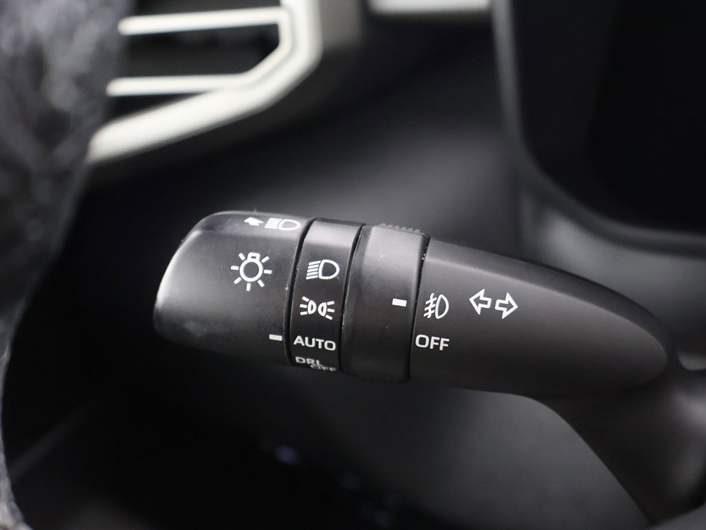 Used 2025 Toyota Sequoia SR5 AWD/4WD image 44