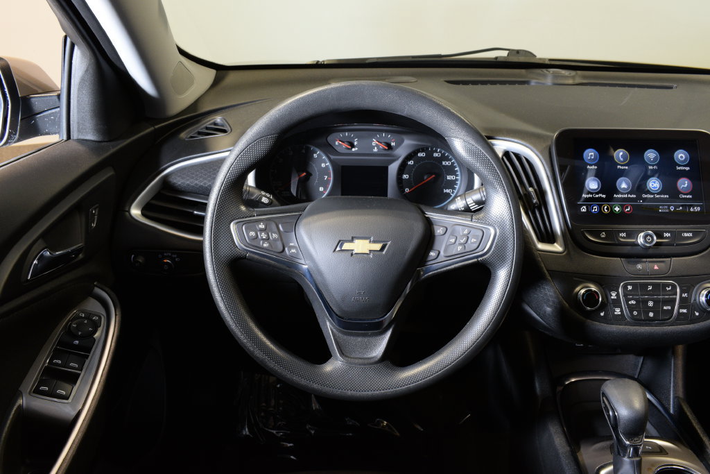 Used 2024 Chevrolet Malibu LT FWD image 14