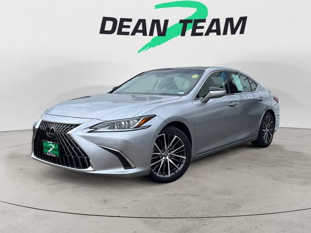 Used 2023 Lexus ES 350 Luxury w/ Accessory Package (Z2) image 4