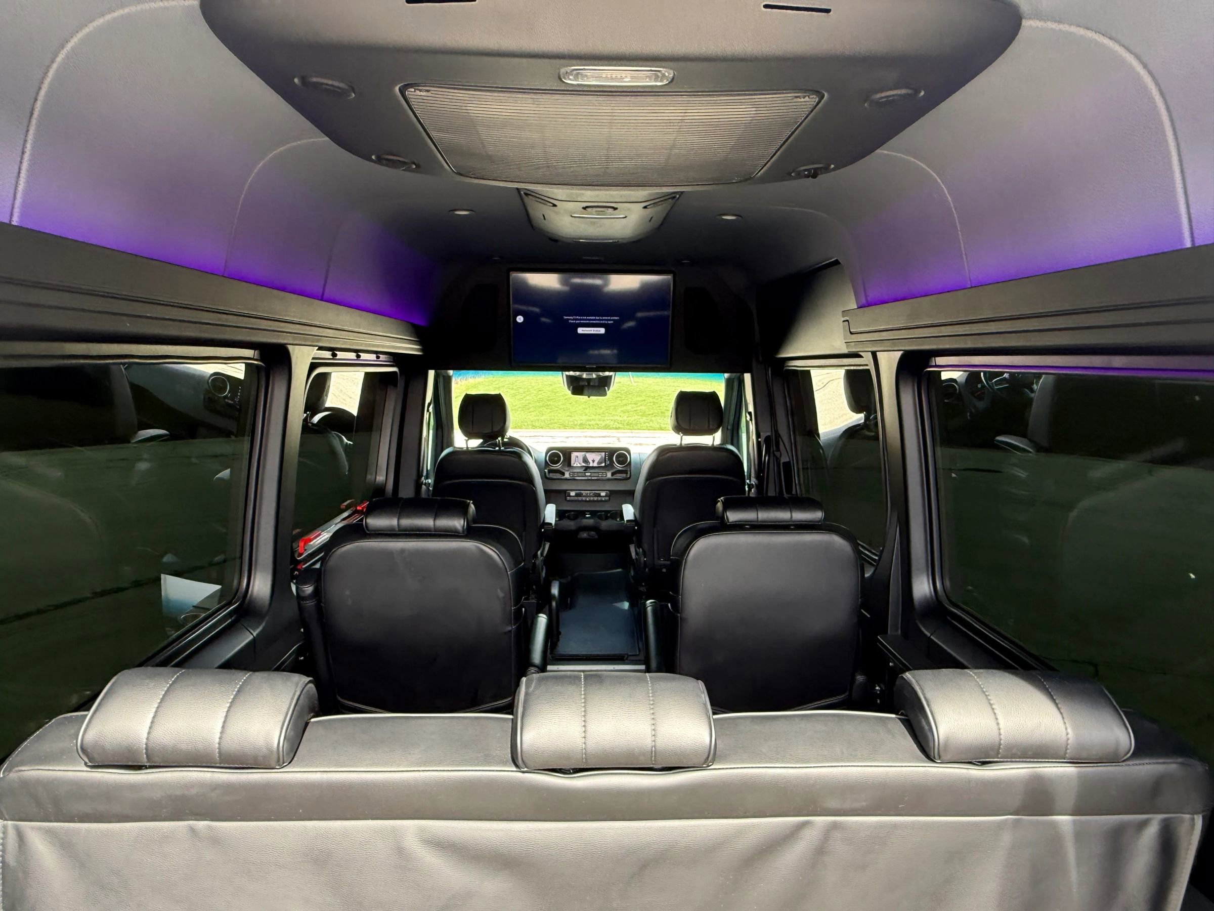 Used 2022 Mercedes-Benz Sprinter 2500 image 32