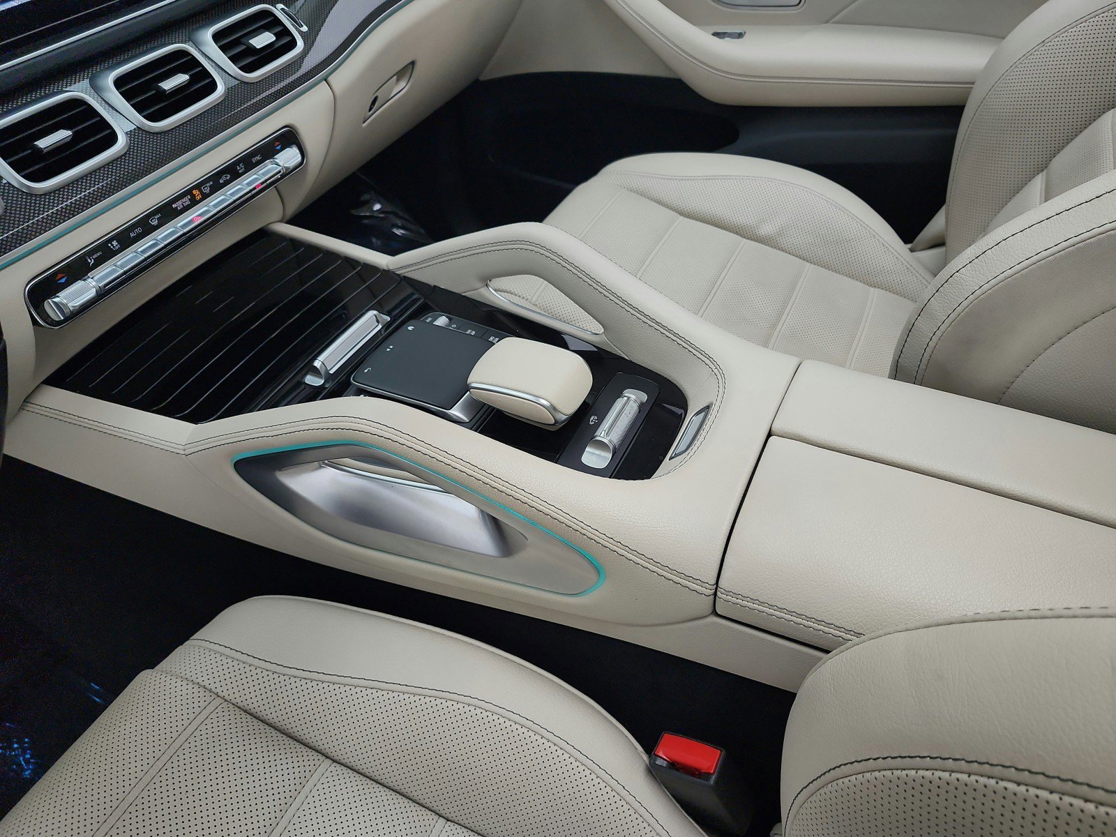 Used 2021 Mercedes-Benz GLS 580 4MATIC image 13