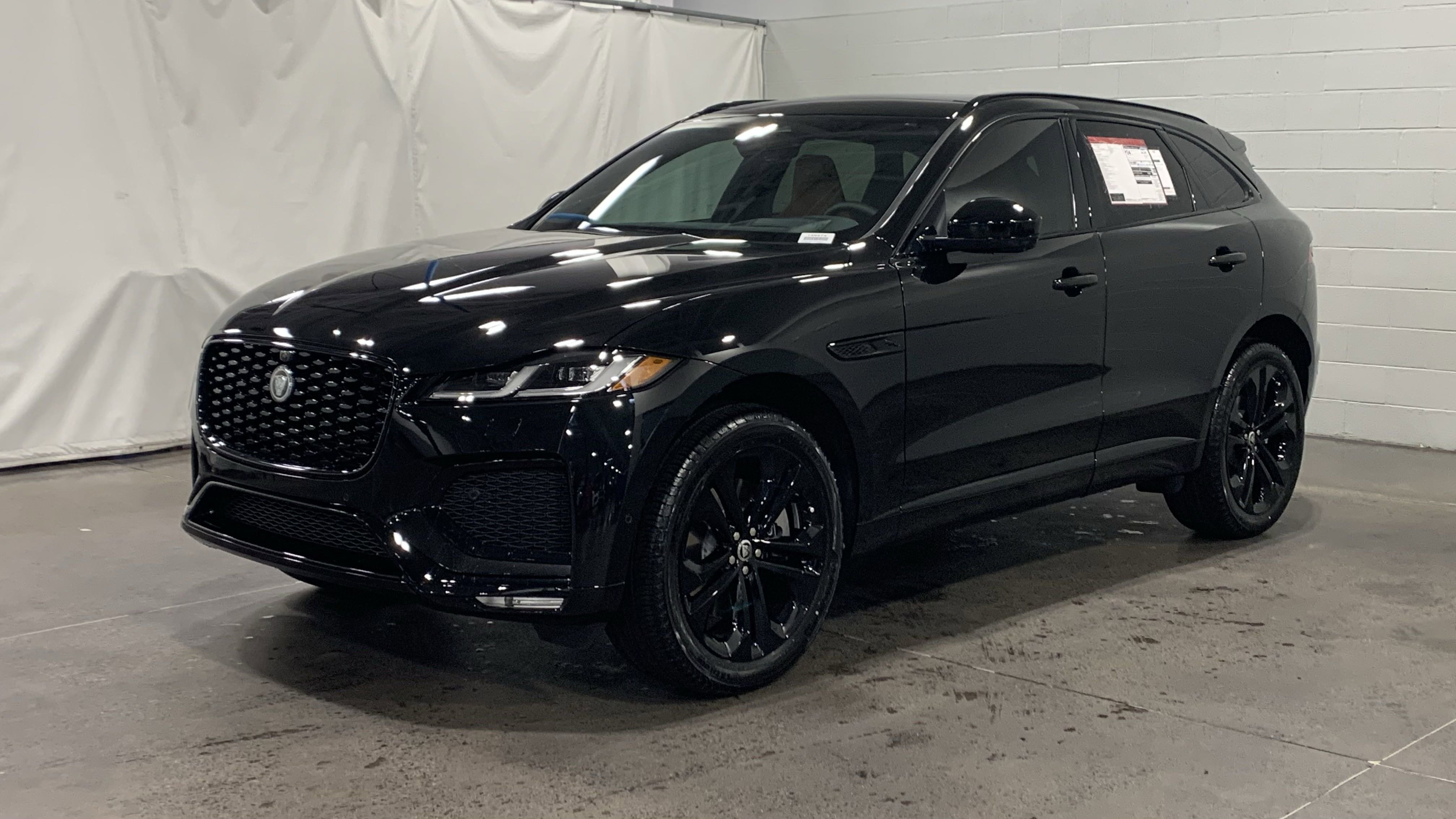 New 2026 Jaguar F-PACE R-Dynamic S image 1