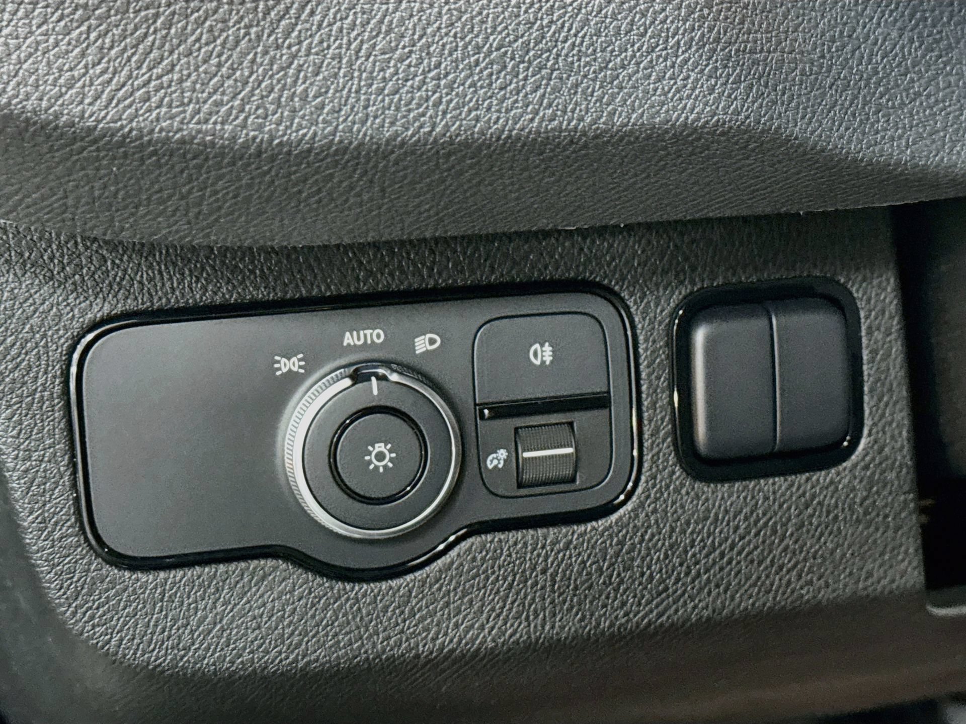 Certified 2023 Mercedes-Benz Sprinter 2500 image 11