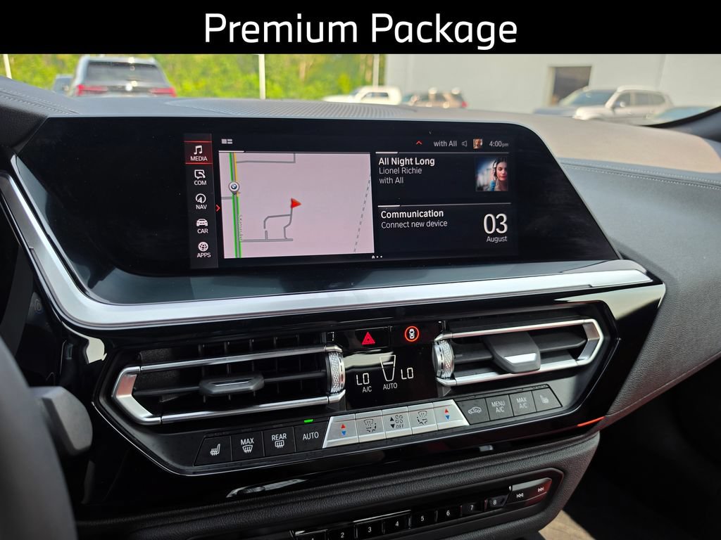 Used 2025 BMW Z4 M40i w/ Edition RWD image 10