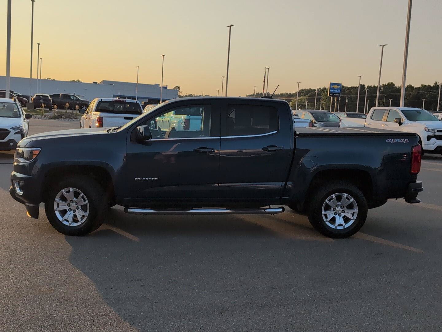 Used 2019 Chevrolet Colorado LT w/ LT Convenience Package AWD/4WD image 2
