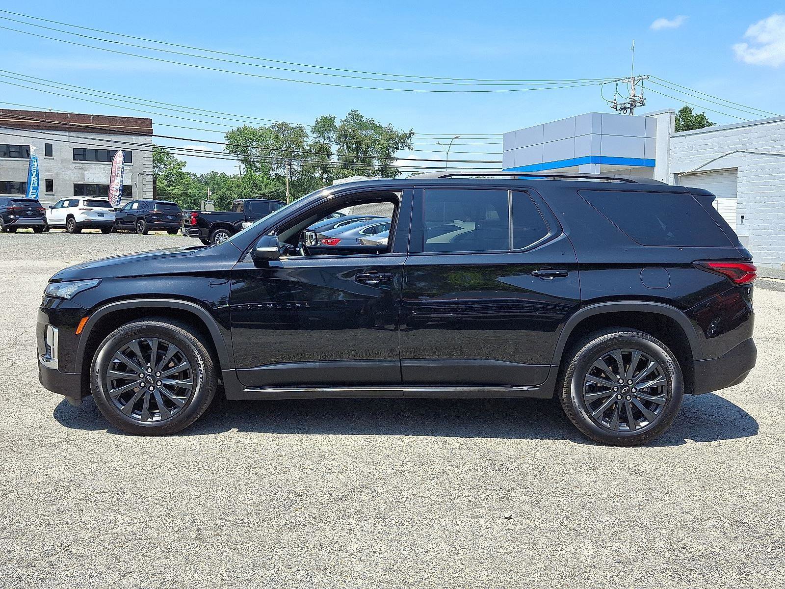 Used 2023 Chevrolet Traverse RS w/ LPO, 'HIT The Road' Package image 7