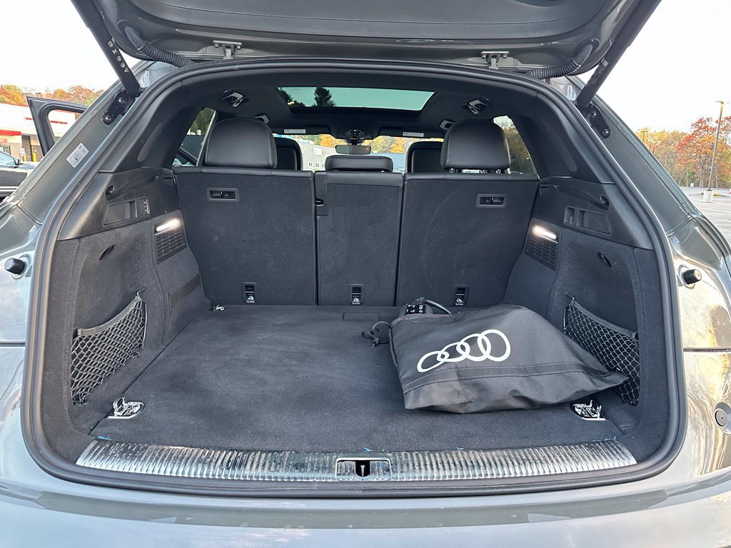 Used 2024 Audi Q5 e Premium Plus AWD/4WD image 23