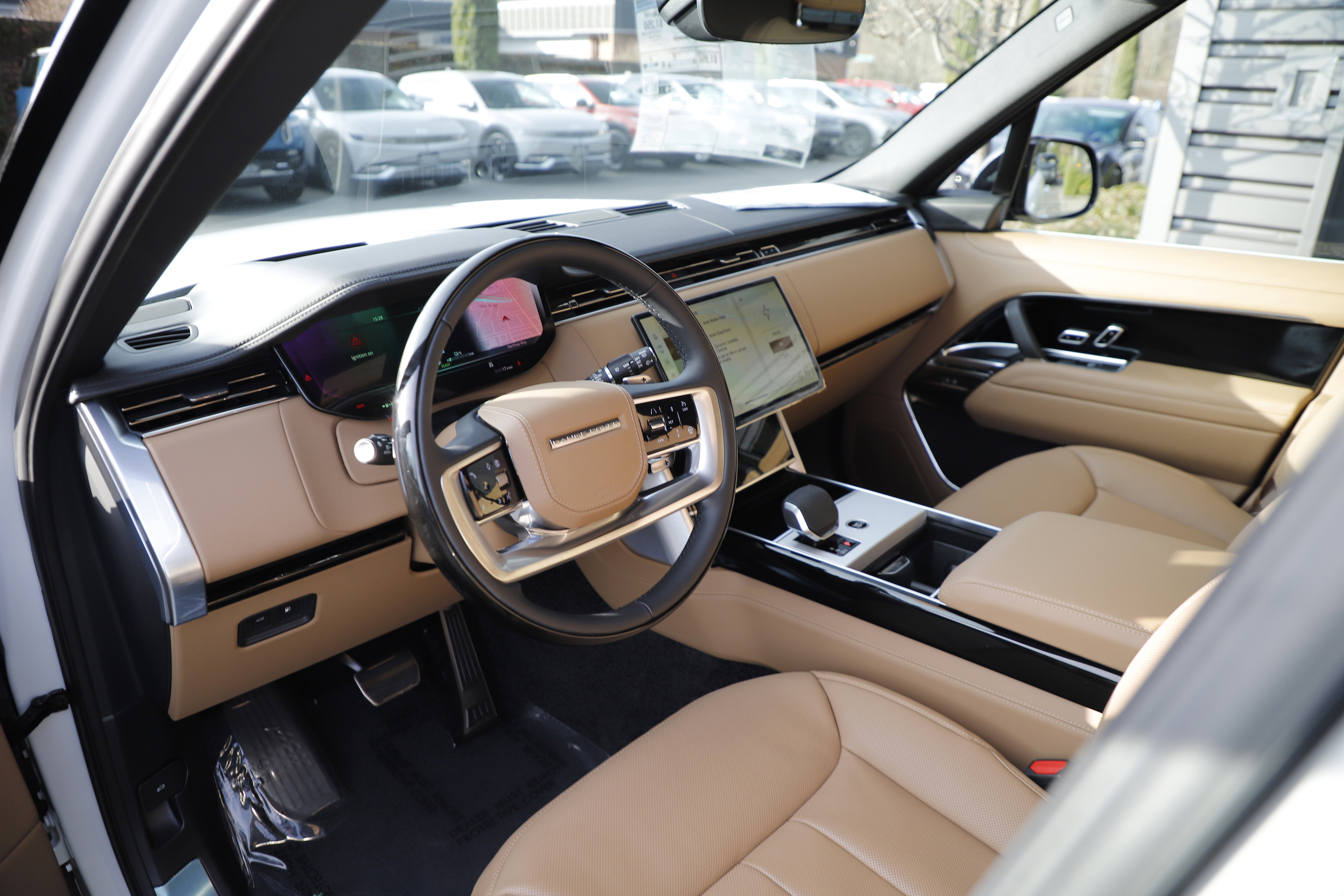New 2026 Land Rover Range Rover SE AWD/4WD image 16