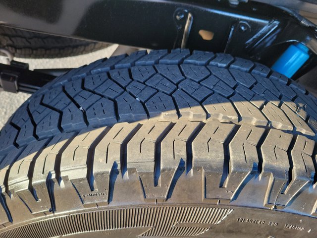 Used 2023 Toyota Tacoma TRD Off-Road image 10