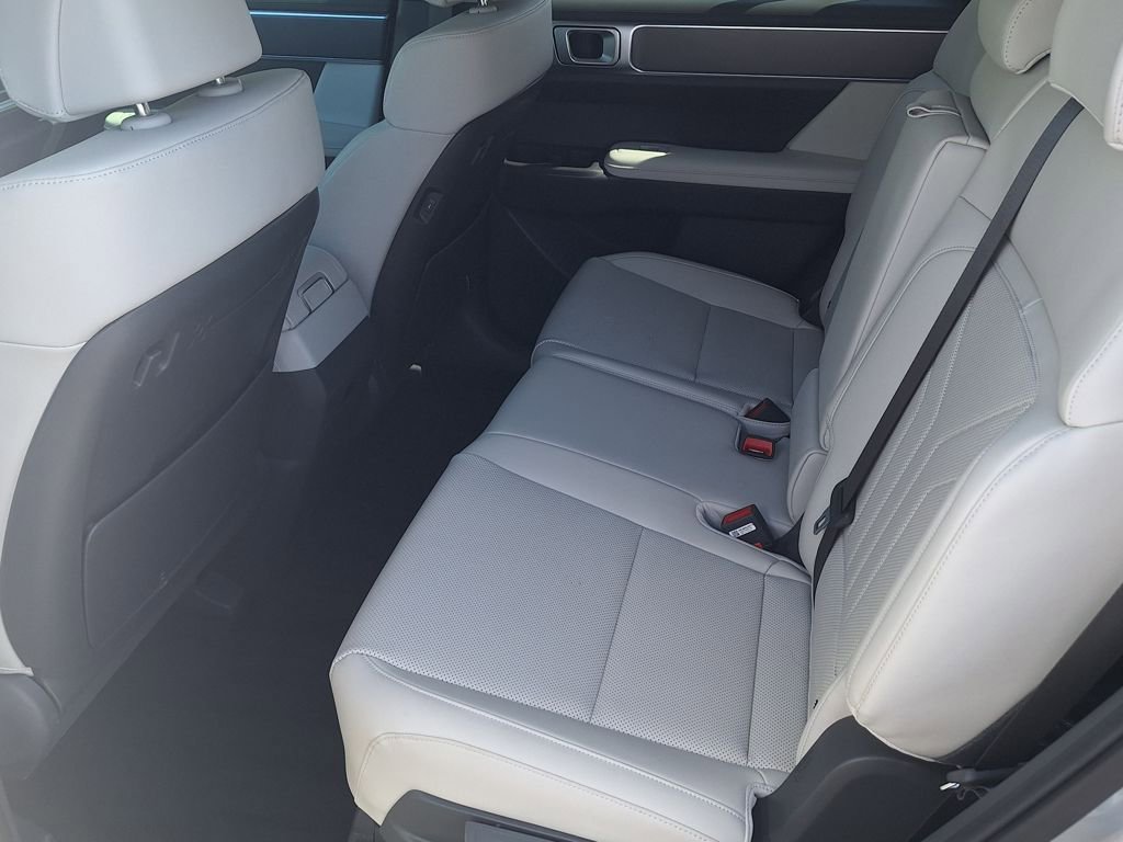 New 2025 Hyundai Santa Fe SEL image 13