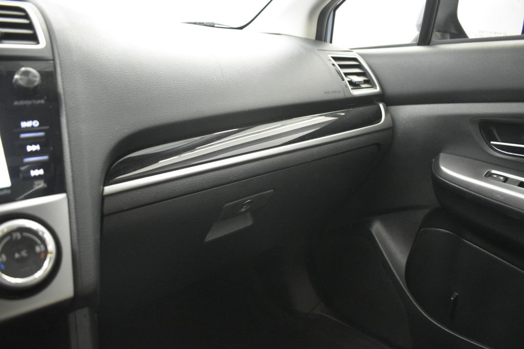 Used 2017 Subaru Crosstrek 2.0i Limited image 37