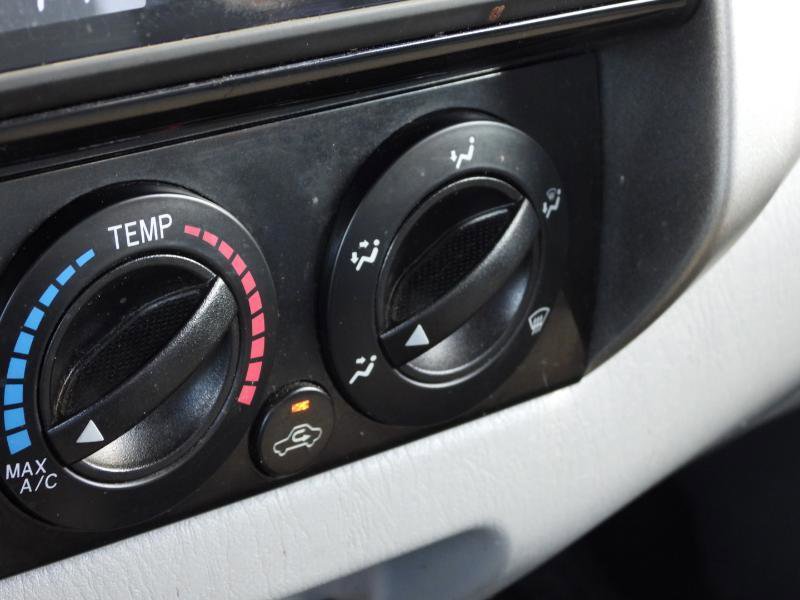 Used 2012 Toyota Tacoma PreRunner w/ SR5 Pkg RWD image 55