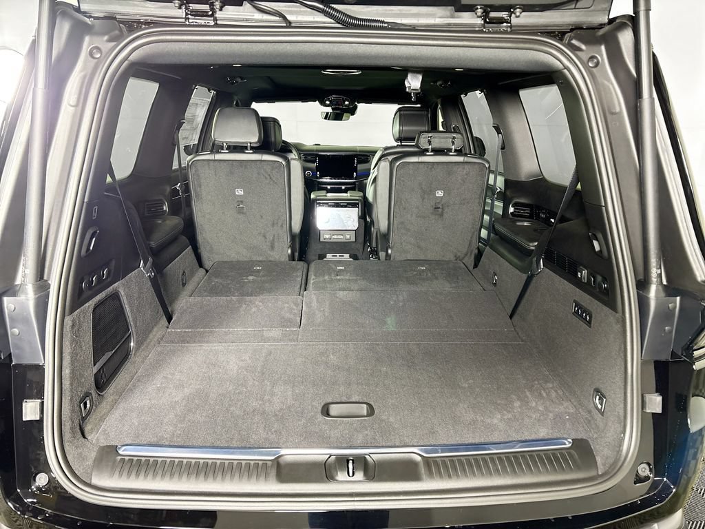 New 2026 Jeep Grand Wagoneer Summit AWD/4WD image 22
