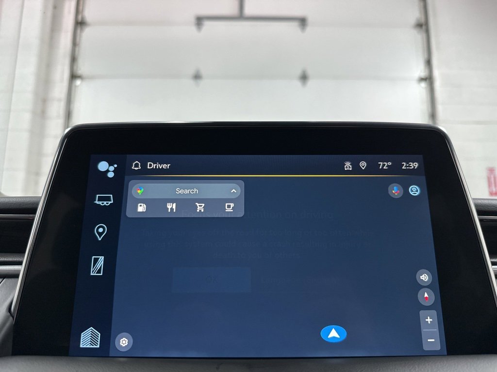 Used 2024 Chevrolet Suburban LT image 24