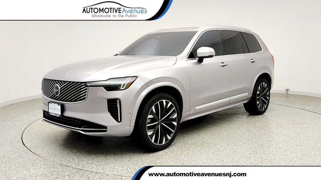 Used 2026 Volvo XC90 B6 Plus w/ Protection Package Premier