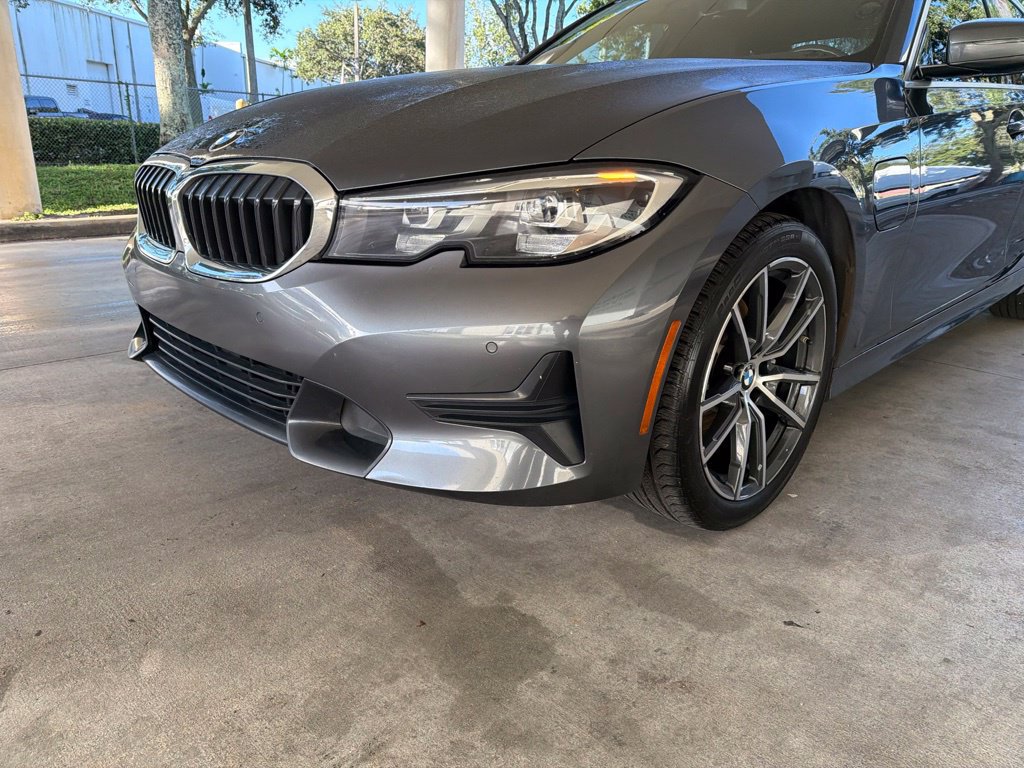 Used 2021 BMW 330e w/ Driving Assistance Package RWD image 15