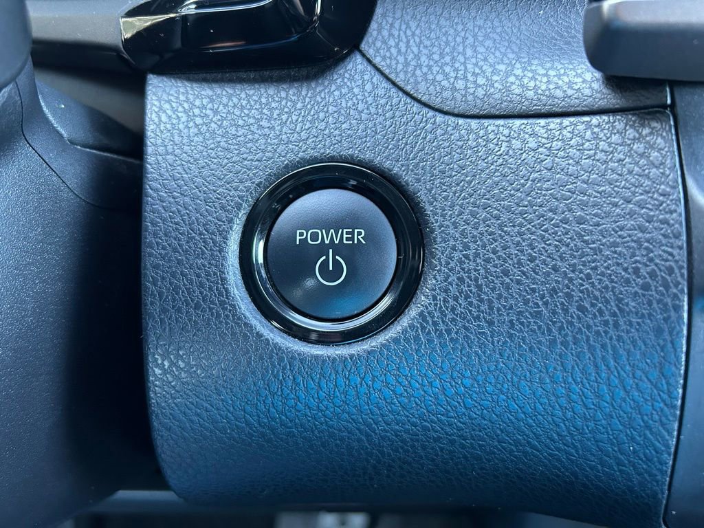 Certified 2025 Toyota Camry SE image 28