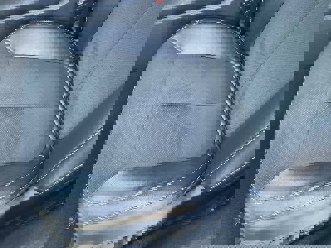 Used 2023 Jeep Grand Cherokee Altitude image 11