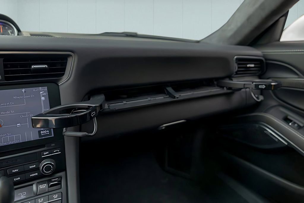 Used 2019 Porsche 911 Turbo S image 31