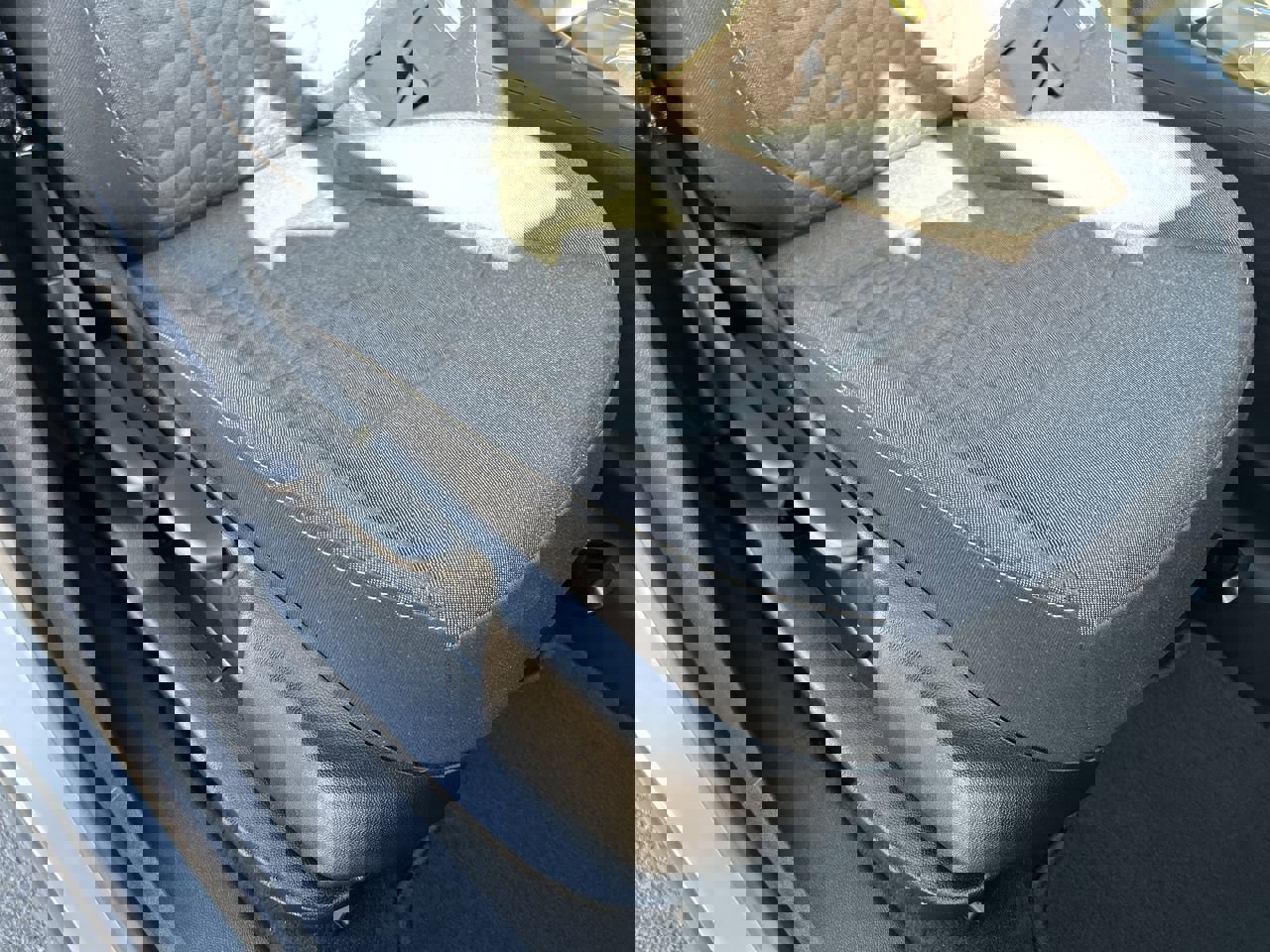 Used 2020 Chevrolet Equinox LT AWD/4WD image 15