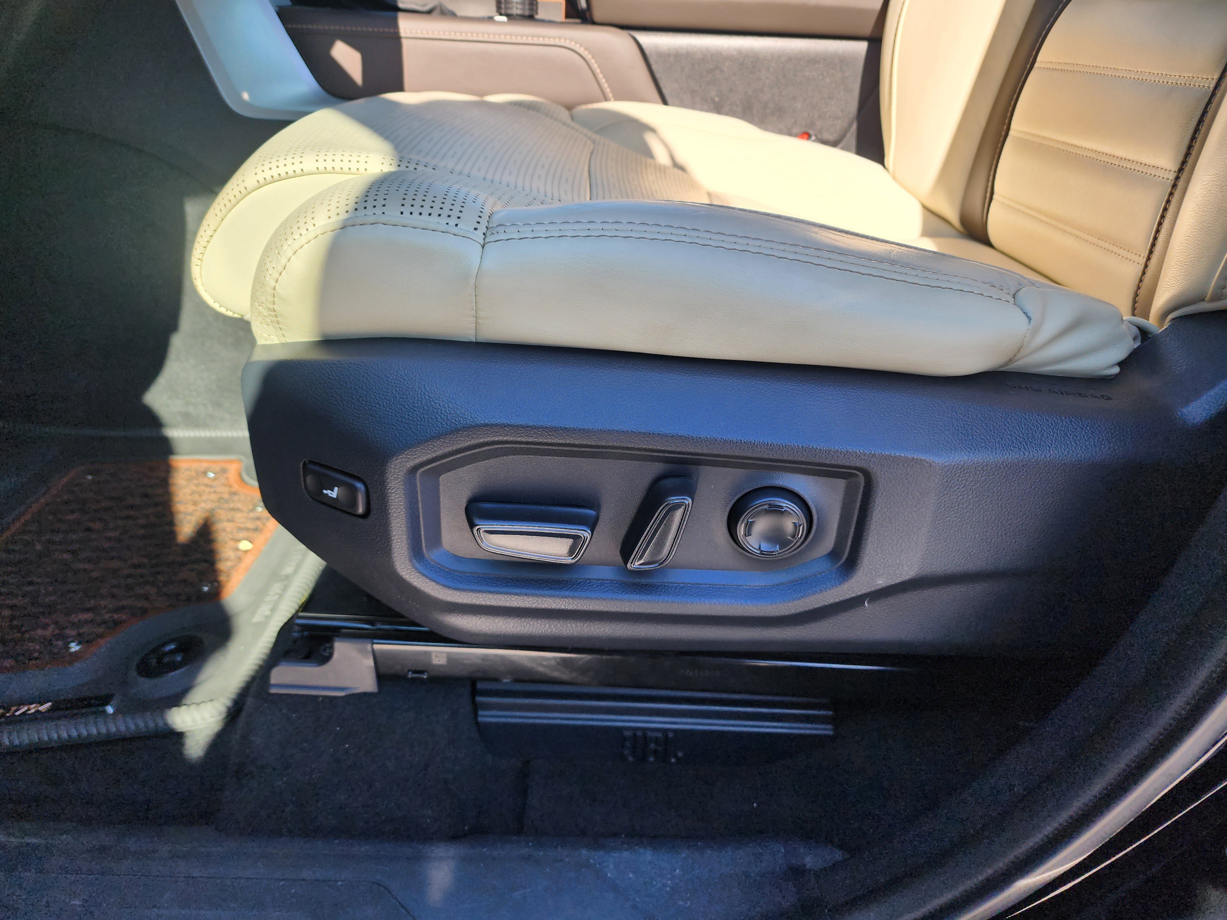 Used 2023 Toyota Tundra 1794 Edition image 25