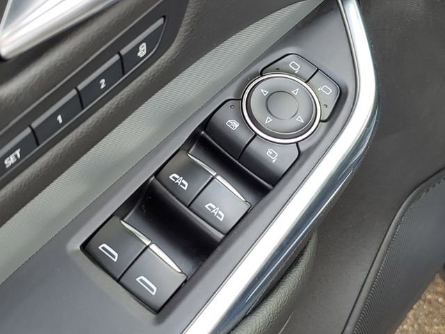 Used 2019 Cadillac XT4 Premium Luxury w/ Cold Weather Package image 20