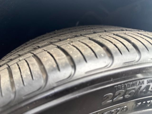 Certified 2025 Hyundai Elantra Sport image 28