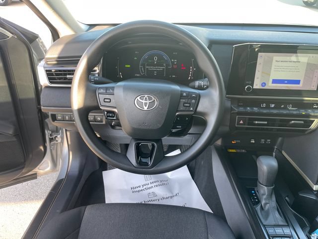 Used 2025 Toyota Camry LE FWD image 23
