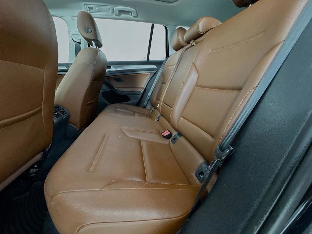 Used 2017 Volkswagen Golf Alltrack SEL image 30