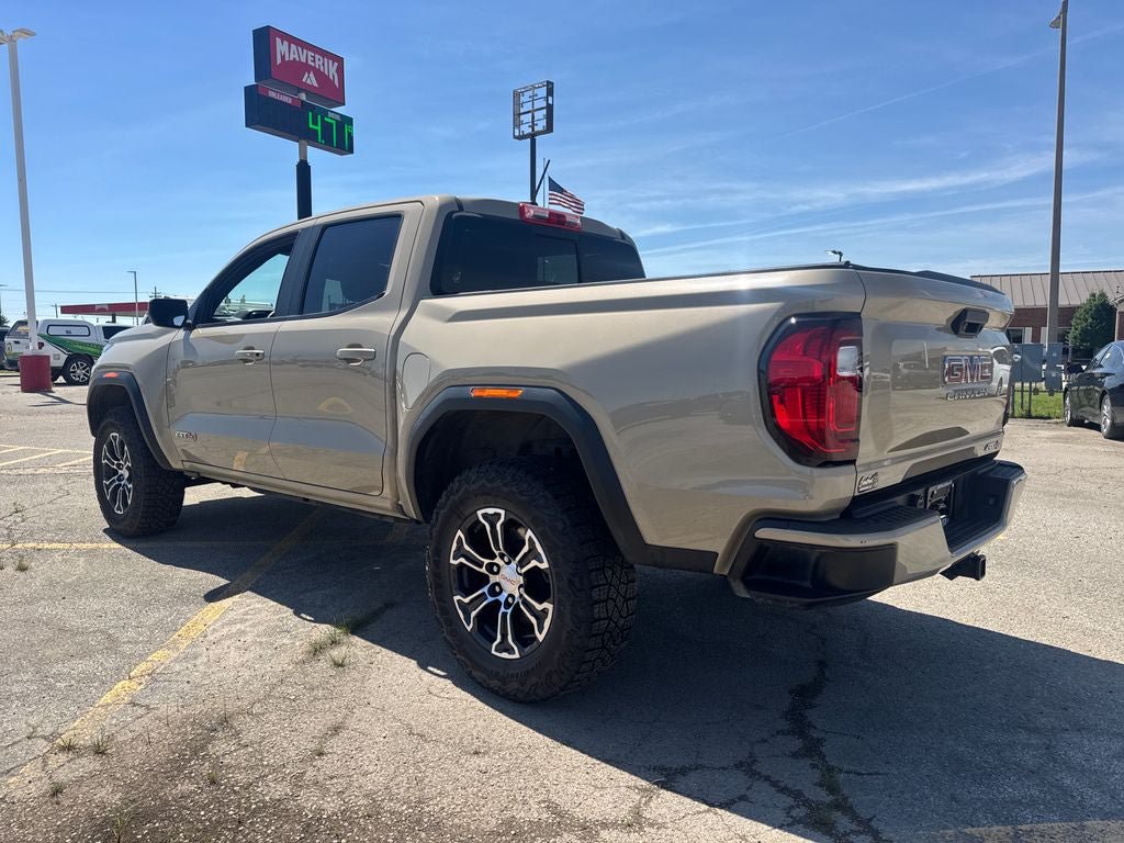 Used 2024 GMC Canyon AT4 AWD/4WD image 4