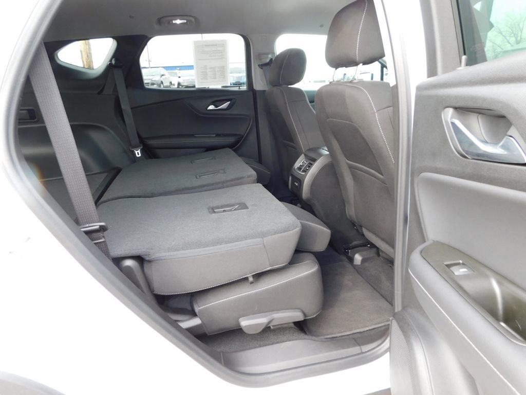 Used 2025 Chevrolet Blazer LT image 24