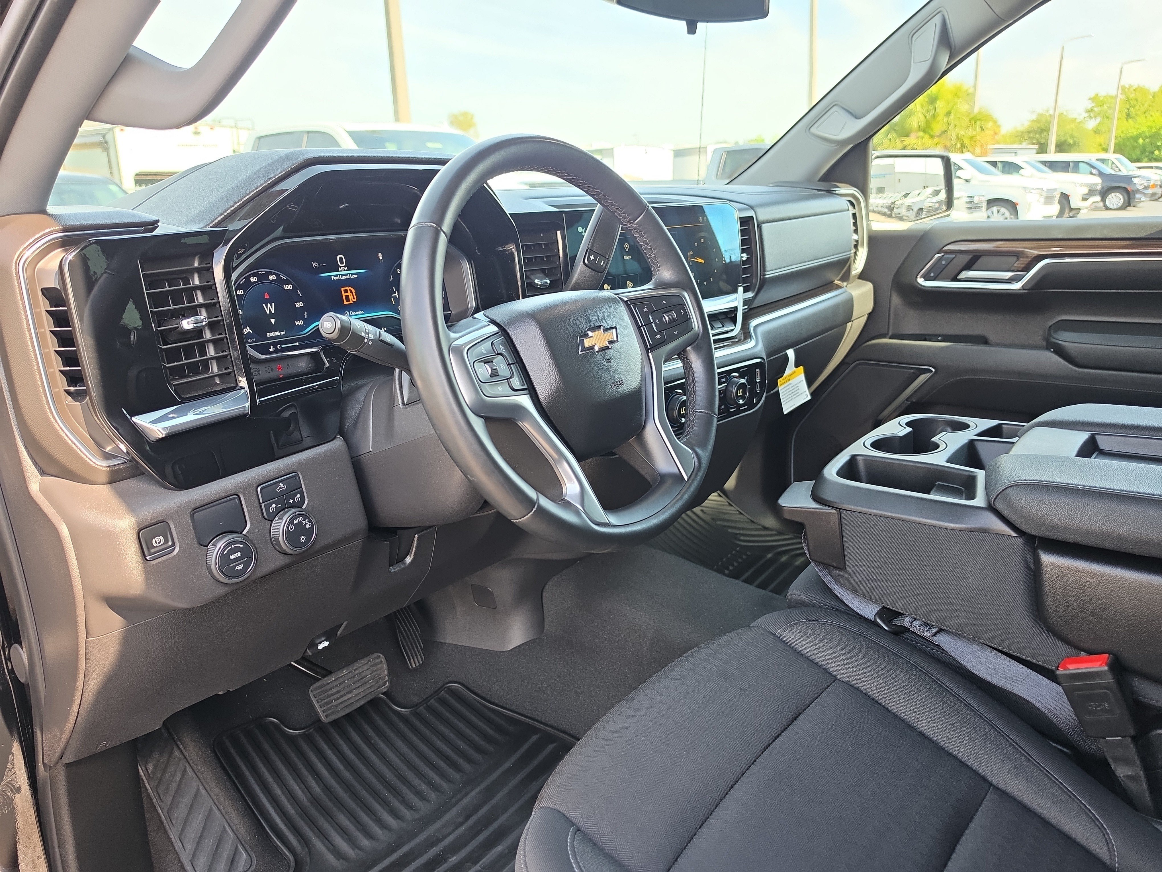Certified 2024 Chevrolet Silverado 1500 LT RWD image 15