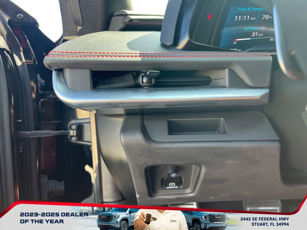 Used 2023 Chevrolet Corvette Stingray Coupe w/ 1LT image 17