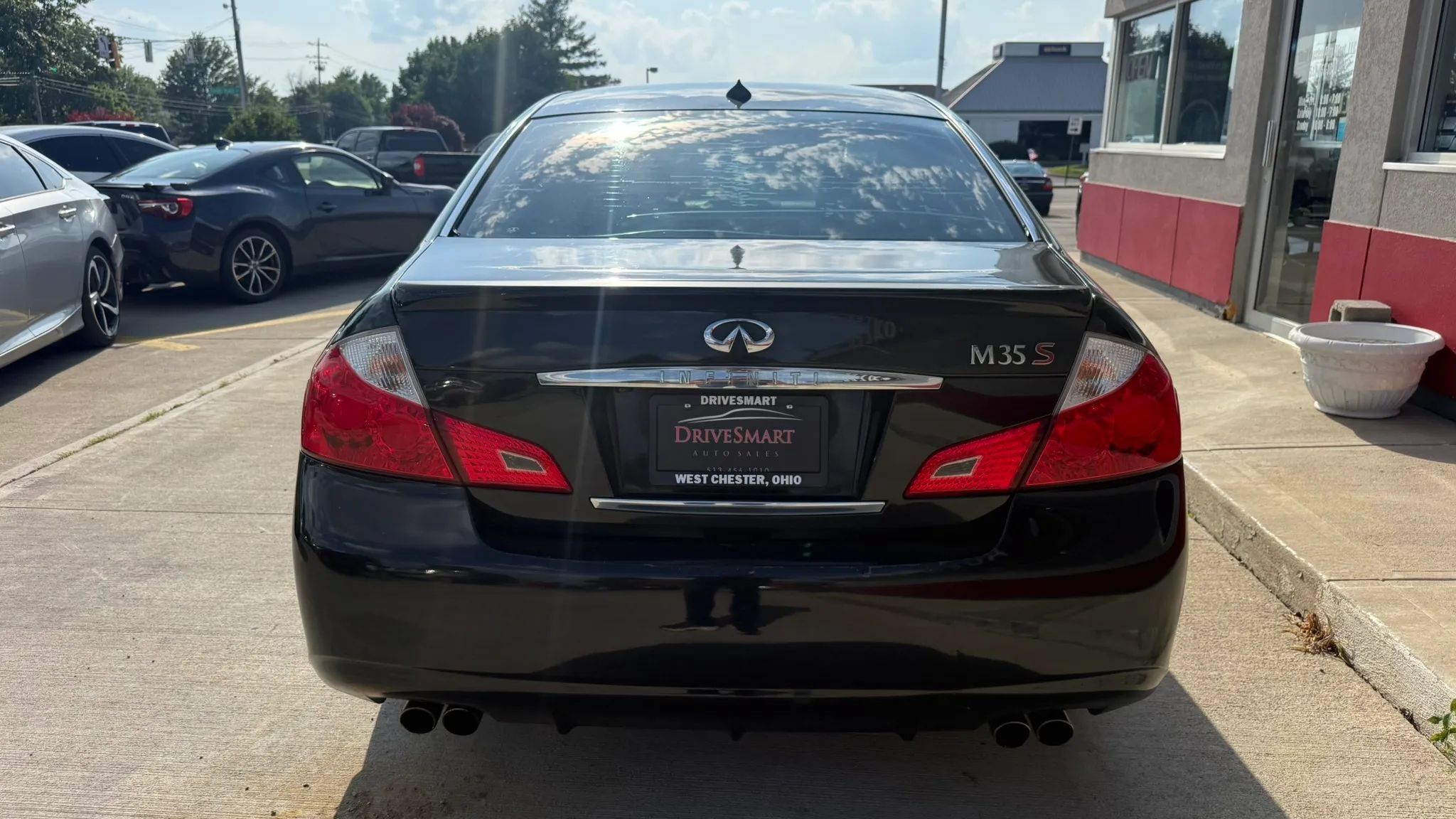 Used 2008 INFINITI M35 w/ Technology Pkg RWD image 8